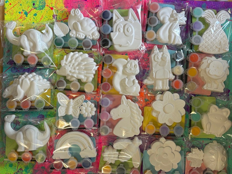 Custom Crafts: Paint, Color, Create Something Great!